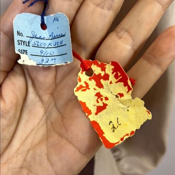 Vintage Jean de Pierre Tan Long Sleeve Pleated Blouse Size 10 NWT Deadstock 1980 - Picture 2 of 9